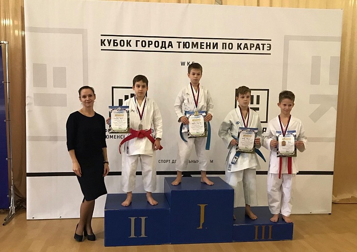 Каратисты спорили за Кубок города