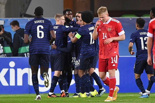 Маслов дважды сфолил на пенальти и пропустит ключевой матч Евро-2021