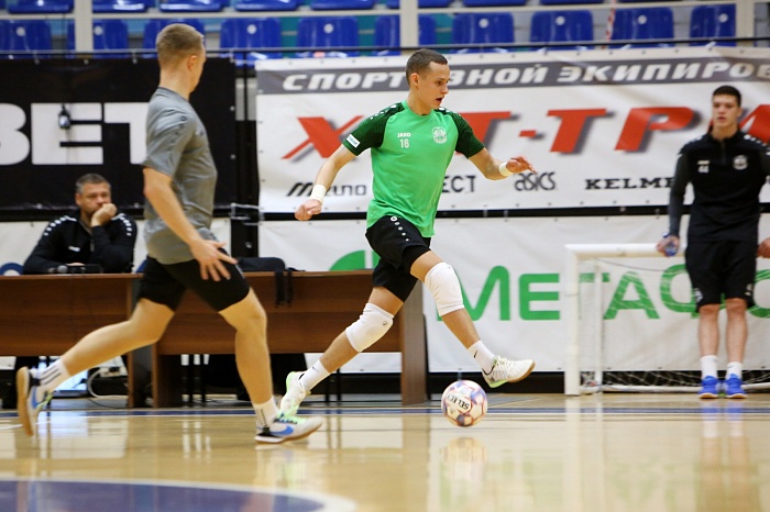 Товарищеский матч между мини-футбольным клубом «Тюмень» и командой «Тюмень-дубль»