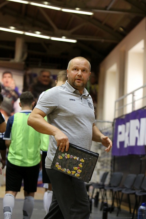 Товарищеский матч между мини-футбольным клубом «Тюмень» и командой «Тюмень-дубль»