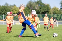 Футбольный фестиваль для девочек на стадионе «Геолог»