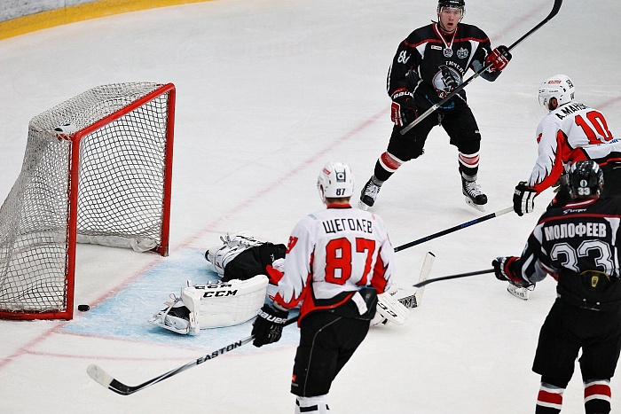 Фото Владимира ОГНЁВА