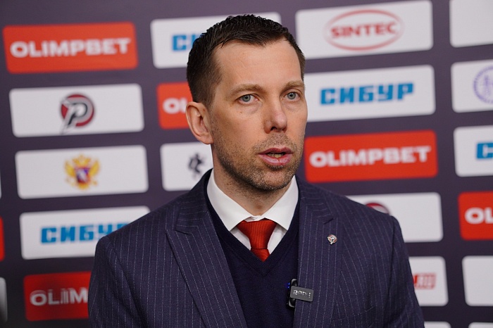 Главный тренер хоккейного клуба «Рубин» Денис Ячменёв: «Гол «в раздевалку» в концовке первого периода нас взбодрил, и после перерыва парни вернулись более сконцентрированные»