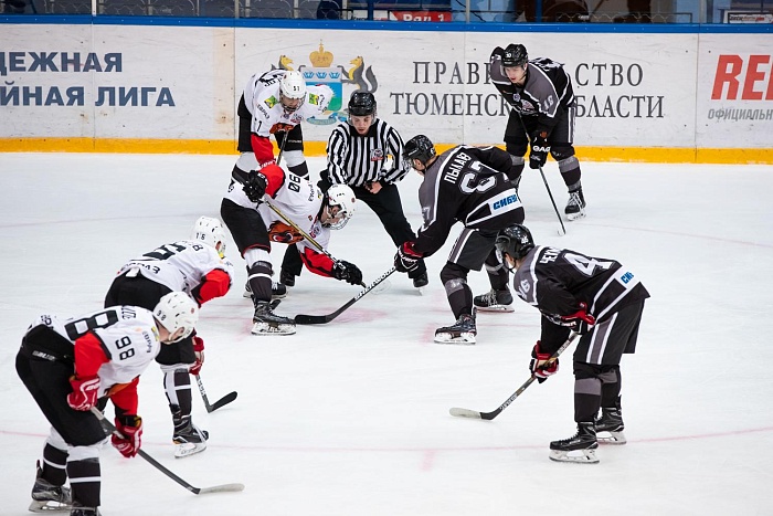 Чемпионат МХЛ. Тюменский Легион - Кузнецкие Медведи