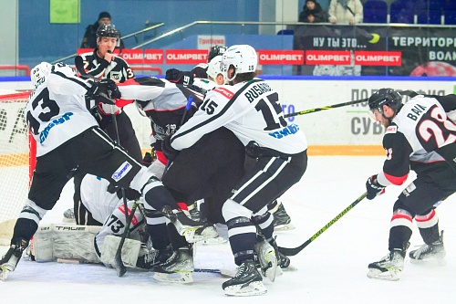 Хоккейный клуб «Рубин» победил в Тамбове на классе