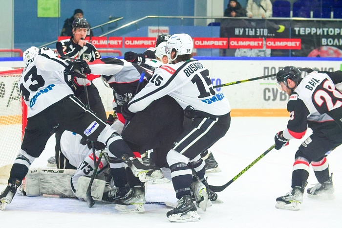 Хоккейный клуб «Рубин» победил в Тамбове на классе