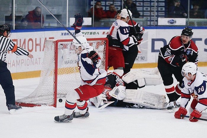 Фото Владимира ОГНЁВА