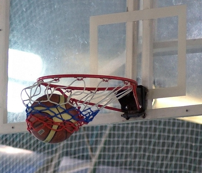 «Уватнефтегаз» побеждает в плей-офф