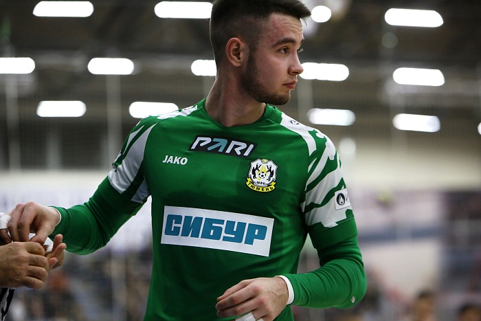 Вратарь мини-футбольного клуба «Тюмень» Денис Субботин: «Мы с Купатадзе оба тайма трудились не покладая рук»