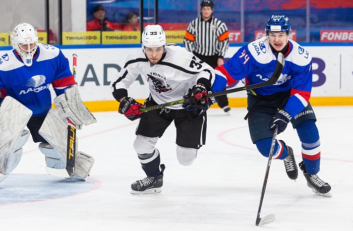 Хоккейный клуб «Тюменский Легион» одержал победу в Тольятти