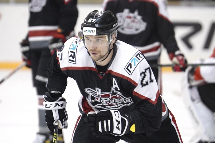 Тюменский хоккейный клуб «Рубин» одолел команду из Альметьевска!