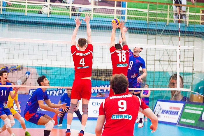 Фото Александра ЗЫРЯНОВА