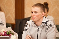 Денис Спицов показал тренировку на TRX (Видео)