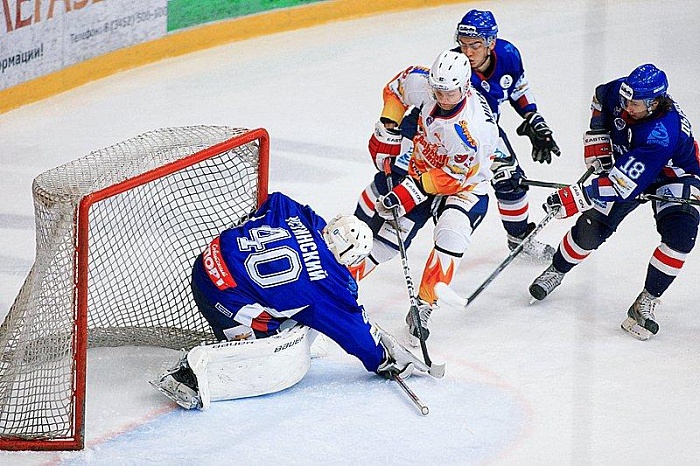 Игорь Устинский привел «Горняк» к победе…