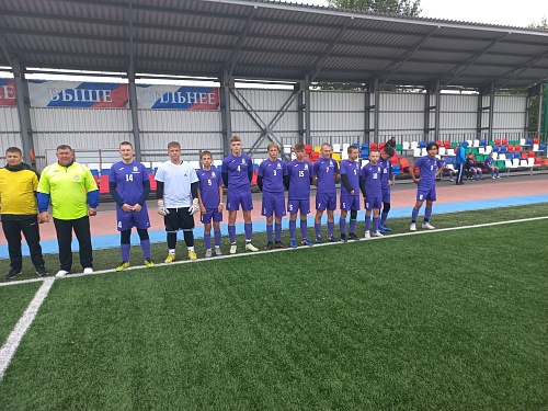 «Феникс» из Казанского района стал первым в Южной футбольной зоне