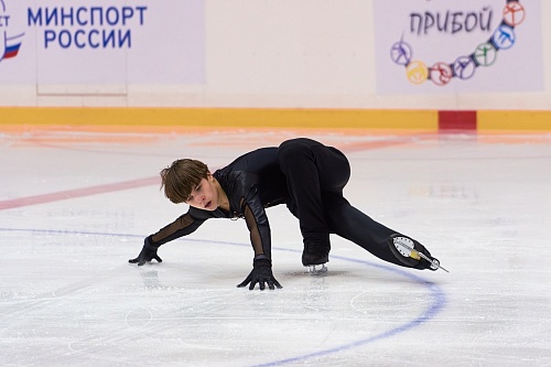 Тюменские фигуристы взяли медали на родном льду