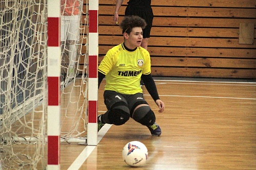 Вратарь мини-футбольной команды «Тюмень U-16» Владлен Абдуразаков: «Спасибо тренеру за правильный настрой и мотивацию»