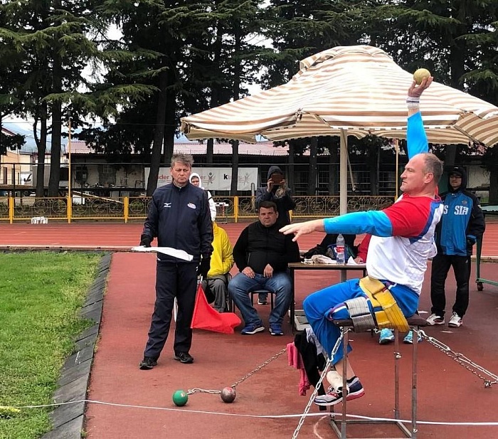 Далеко метали и толкали