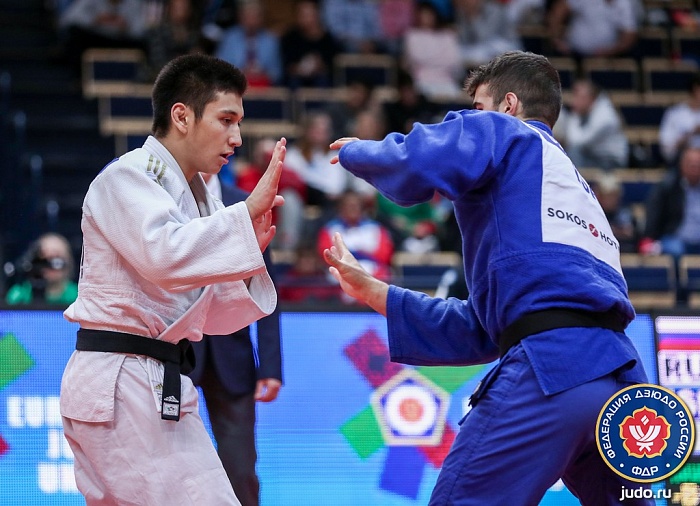 Роман Донцов и Новруз Новрузов выиграли чемпионат УрФО по дзюдо в Екатеринбурге