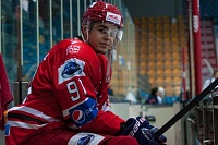 Павел Зыков: «Тренируюсь на льду, занимаюсь в зале, бегаю…»