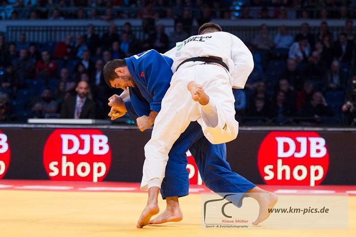 Бороться за бронзу Казбека не пустил Денисов