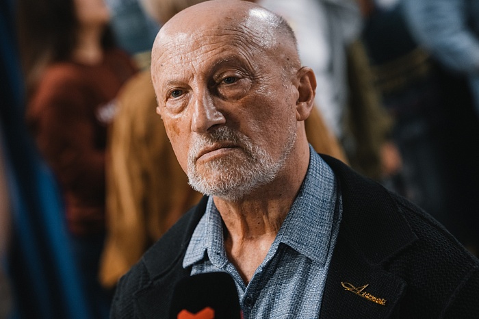 Основатель атлетического клуба «Антей» Евгений Колтун: «В баскетболе нужны высокие спортсмены, а в бодибилдинге – с узкой талией и широкими плечами»