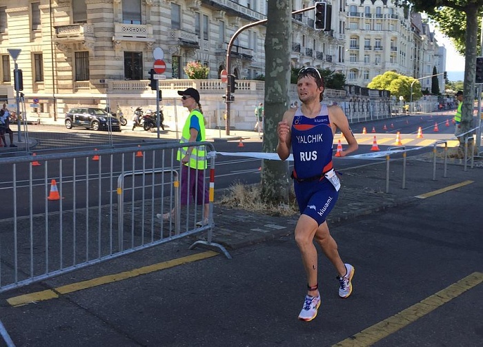 Во Франции выиграл золото