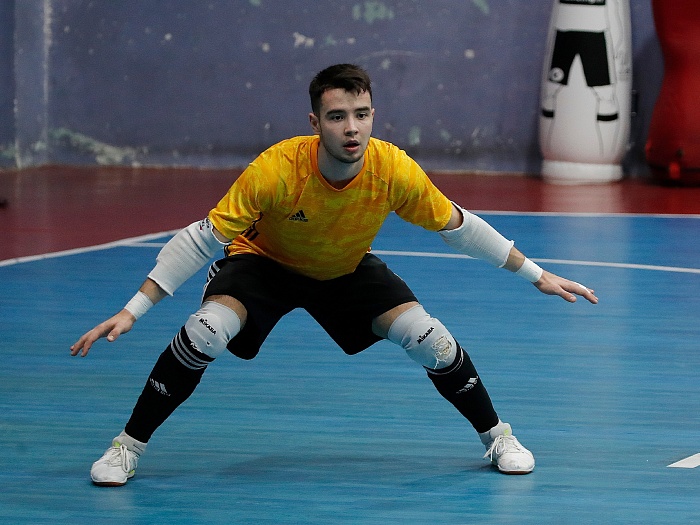 Сборная России по футзалу упустила победу во Вьетнаме, вратарь мини-футбольного клуба «Тюмень» Денис Субботин отдал голевую передачу