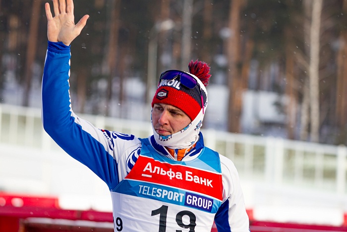 Бронзовый призёр Кубка мира по лыжным гонкам Андрей Краснов: «Думаю, для Сергея Устюгова даже лучше, что он упал в спринте. Мы не узнали, в какой он форме, а так у него ещё есть несколько дней на подготовку к Спартакиаде»