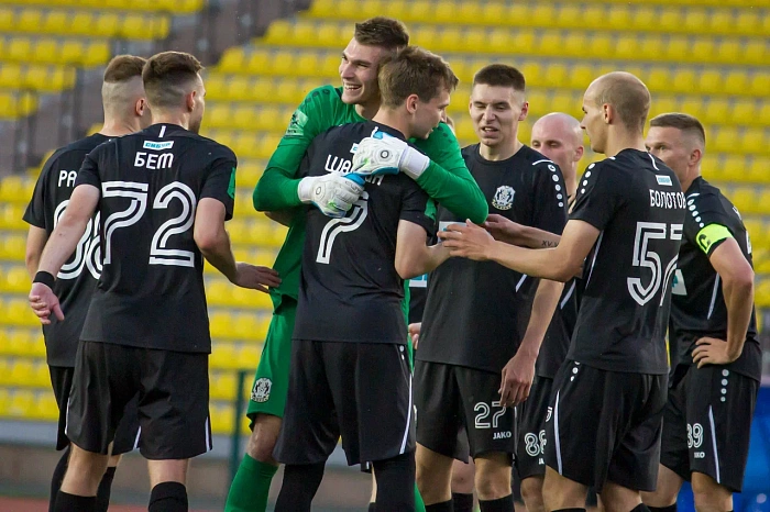 Состав футбольного клуба «Тюмень» сократился до девяти игроков