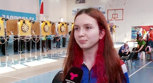 В Тюмени прошли два турнира по дартсу; соревнования по стритболу в честь Дня Победы