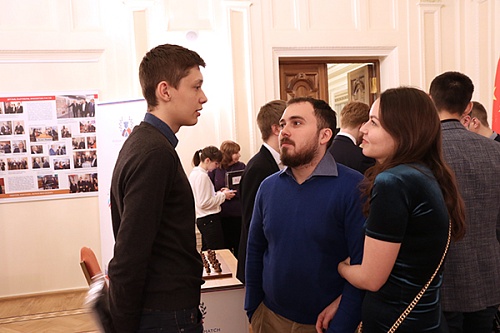 Наши шахматисты сравняли счет в баталиях с китайцами