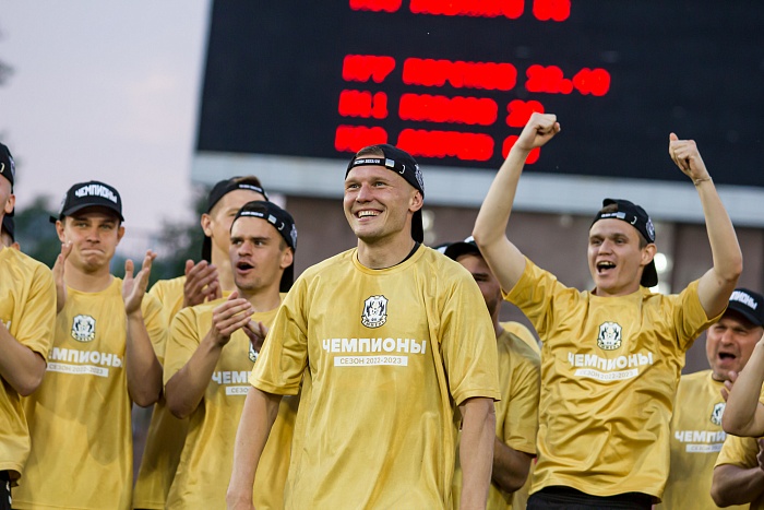 Главный тренер футбольного клуба «Тюмень» Игорь Меньщиков: «Рассчитываем на Антона Кобялко, он ещё проявит себя в первой лиге»