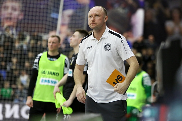 Главный тренер мини-футбольного клуба «Тюмень» Денис Абышев: «В Ухте в этом году футзальный бум, стадион – битком, не думаю, что «Ухта» станет играть спустя рукава и просто так отдаст кому-то очки»