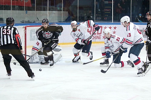 Клубов в ВХЛ становится меньше