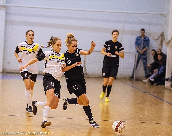 Тюменки забили девять мячей «Надежде»!