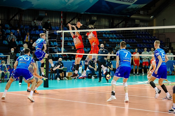 Сургутская молодежь проиграла «Енисею»