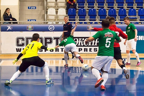 Одолели банкиров и поднялись на первое место