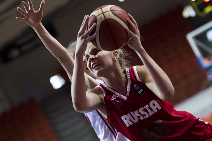 Сургутянка сыграла на Евро