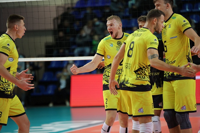 Югорское дерби снова выиграли нижневартовцы