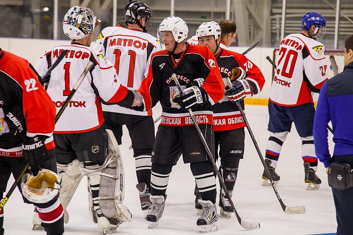 Александр Лаврись: «Хоккей и мини-футбол во многом похожи»