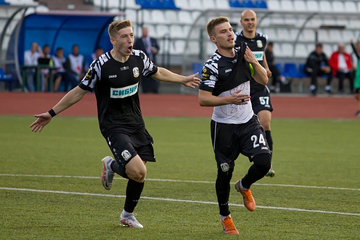 Полузащитник футбольного клуба «Тюмень» Александр Коротаев: «Отлично начали, будем так же продолжать»