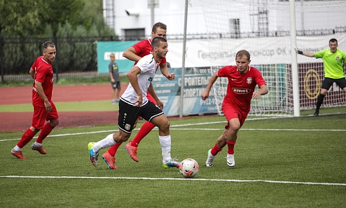 Тоболяки одолели спартаковцев, а резервисты уступили «сталеварам»…