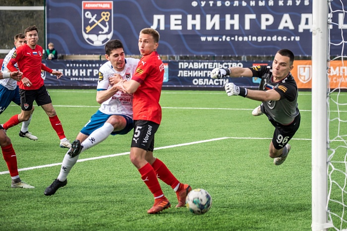 Экс-вратарь футбольного клуба «Тюмень» Игорь Обухов  может перейти в казанский «Рубин»