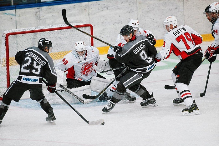 Фото Владимира ОГНЁВА