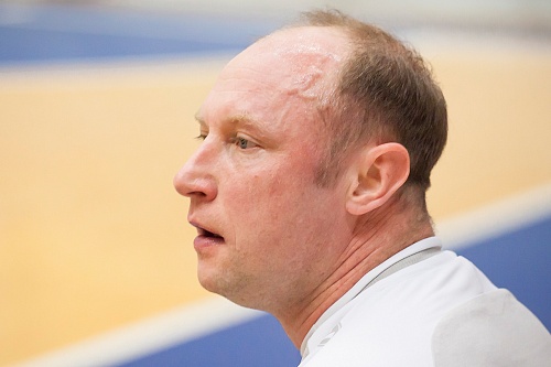 Пента-трик Дениса Абышева принёс крупную победу пивоварам