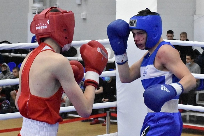 Юниоры сражаются за путевки на Алтай