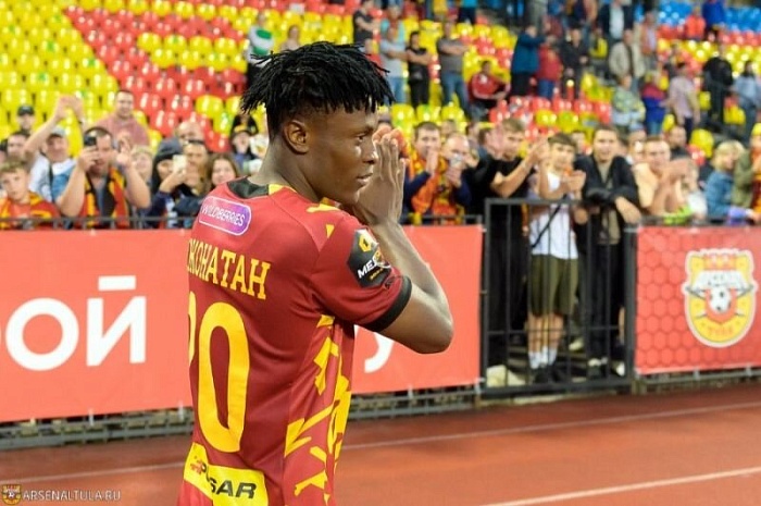 Нападающий тульского футбольного клуба «Арсенал» Окоронкво в ближайший месяц не вернётся на поле