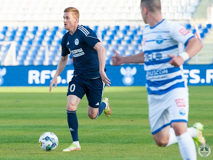 Бывший защитник ФК «Тюмень» Павел Шакуро стал игроком ярославского «Шинника»