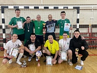 «Спартак» из Ситниково выиграл чемпионат Омутинского района по мини-футболу